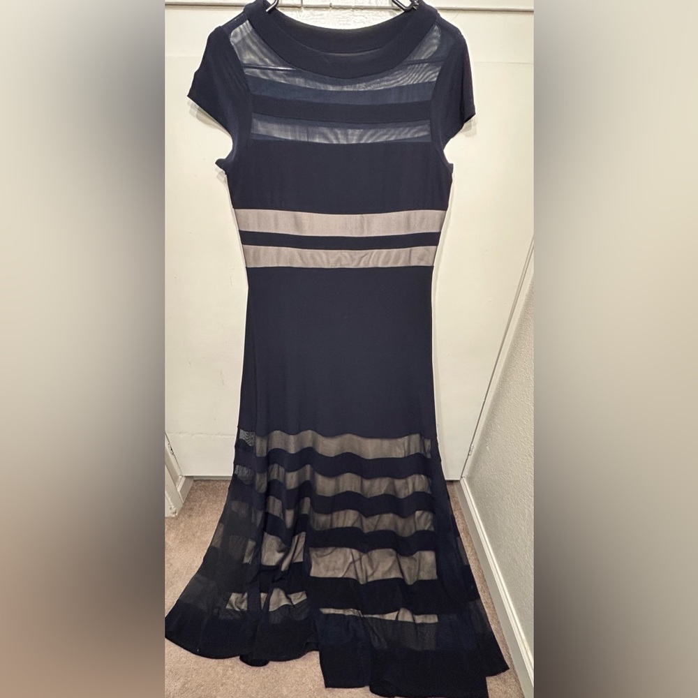 R&M Richards Black Mesh & Lace Nude Lined Ballgown Maxi Cocktail Dress - Size 6